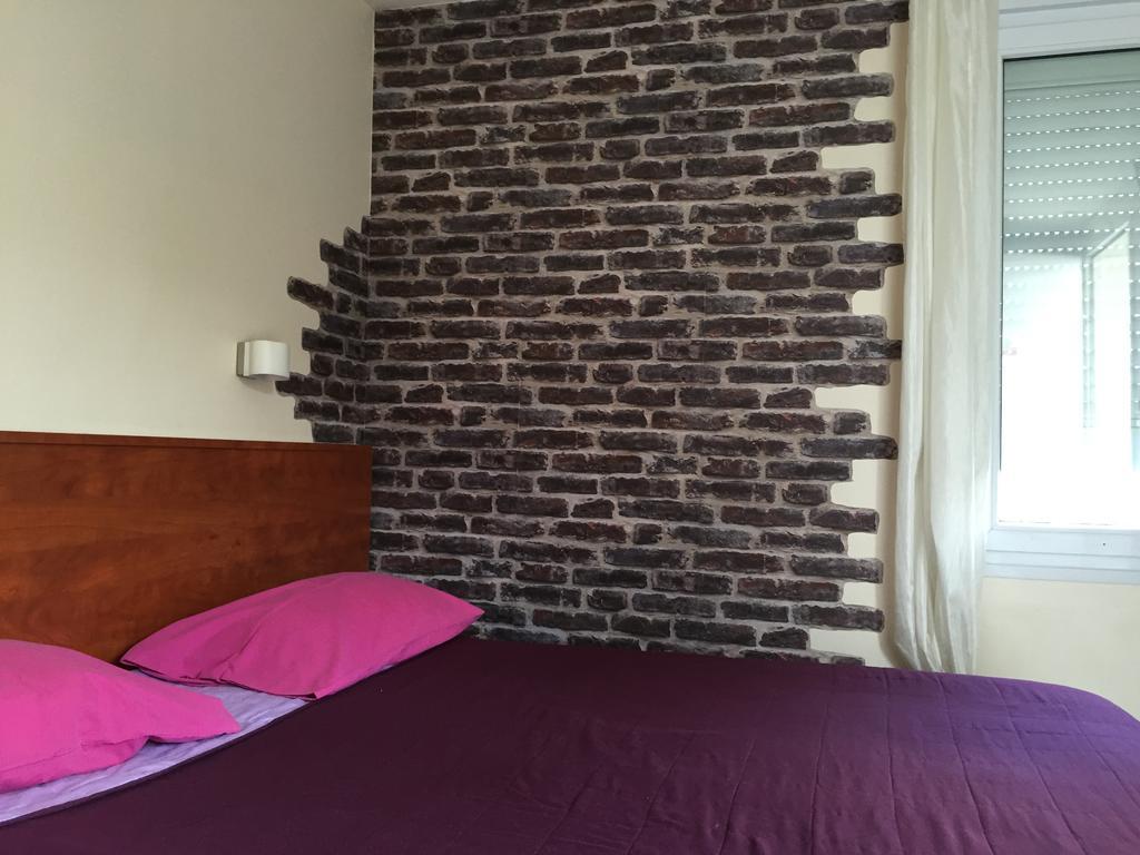 Fasthotel Nimes ケサルグ エクステリア 写真